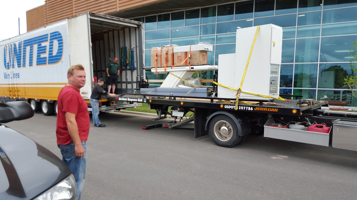 LOADING OFF SITE - MADISON WISCONSON